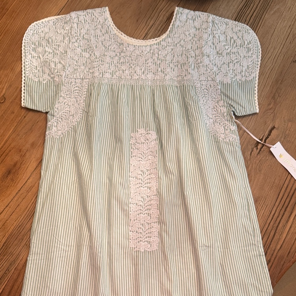 Elegant Lace-Trimmed Green and White Dress